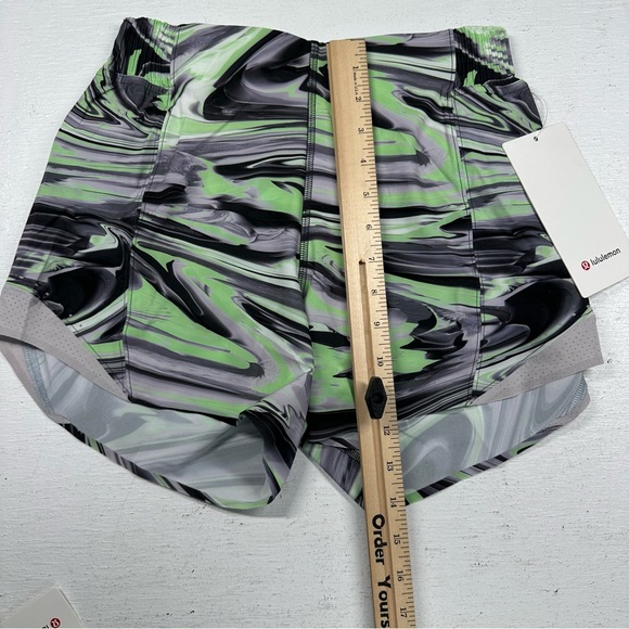 NWT Size 4 Lululemon Hotty Hot High-Rise Short 4" Special Edition PAWM/CHRM - Picture 4 of 8